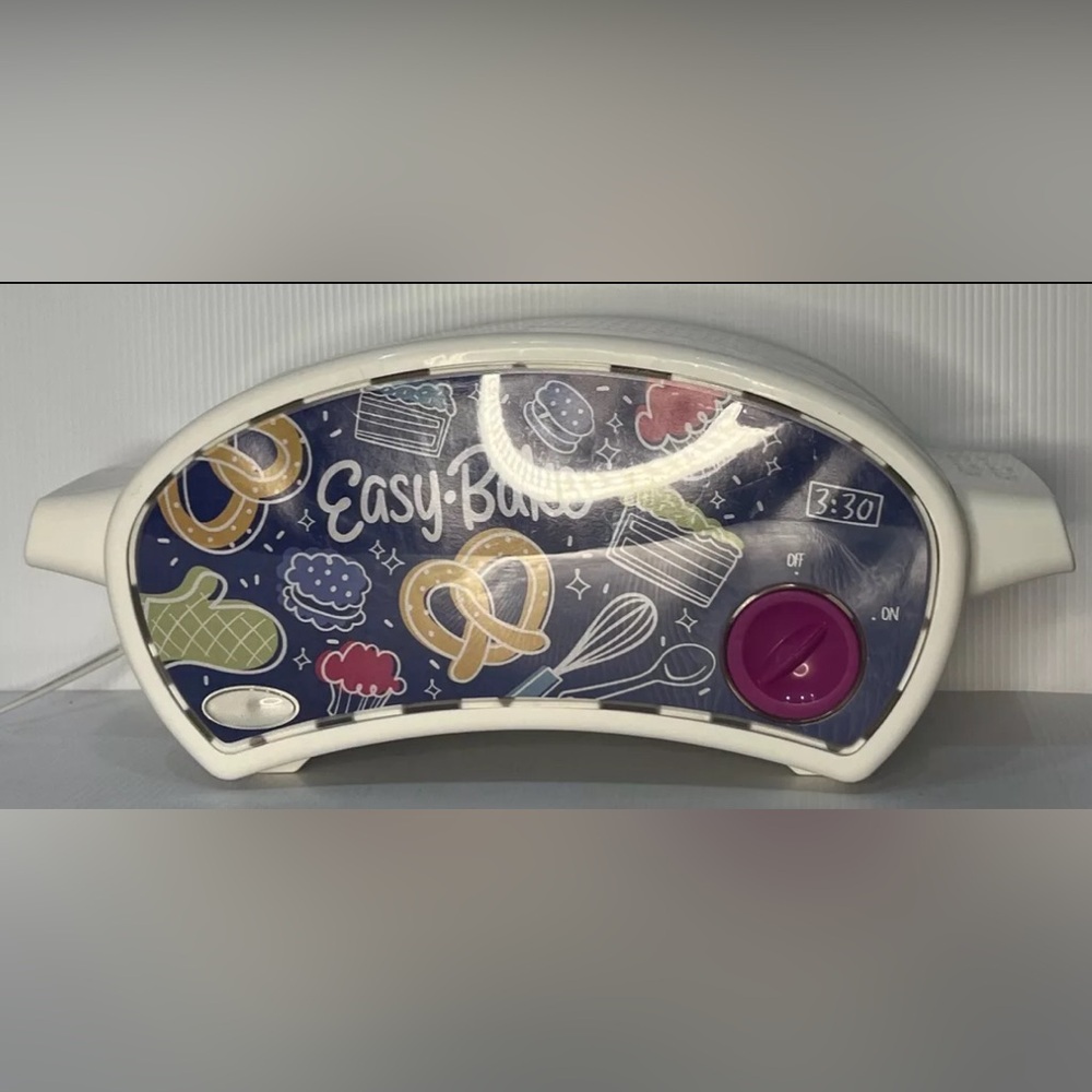 Easy Bake Ultimate Oven